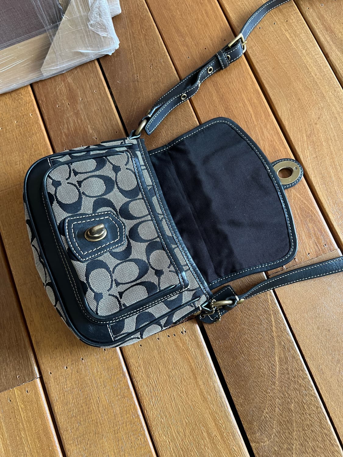 빈티지 코치 시그니처 턴락 크로스백 상품이미지5