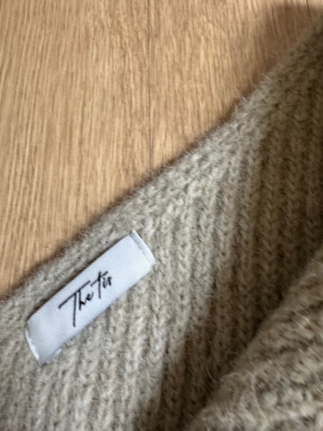 더티스 ONE-SHOULDER WOOL KNIT 상품이미지6