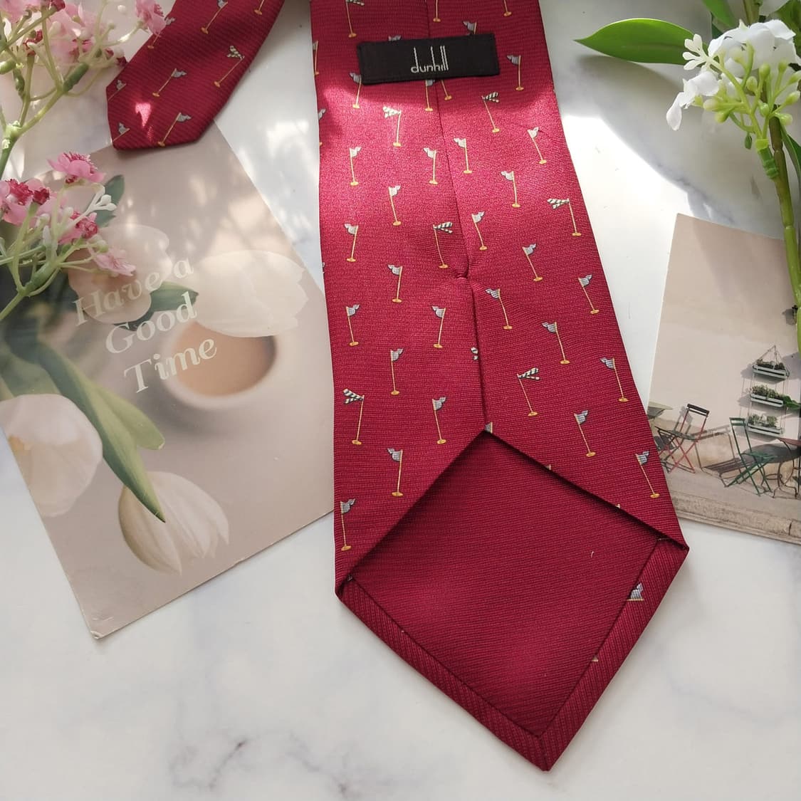 던힐 실크 레드와인 골프깃발 패턴 넥타이 9.6cm A+등급 K1811
 상품이미지7
