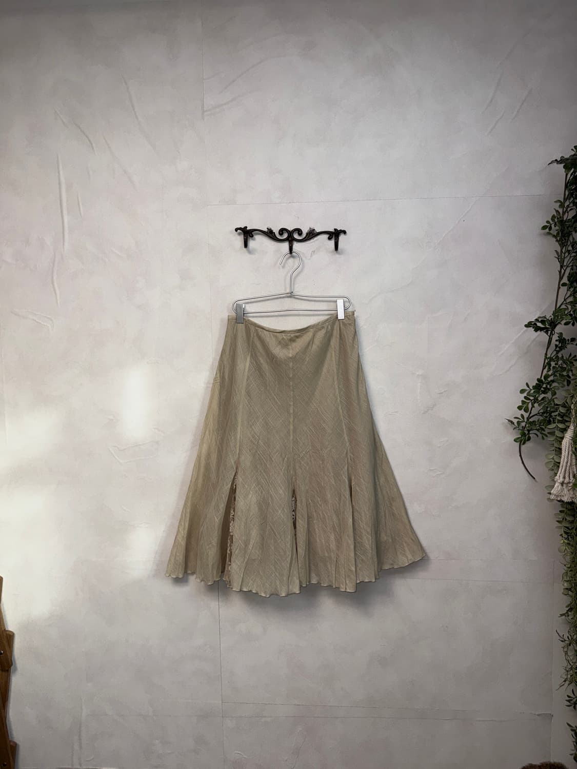 Aylesbury beige satin floral lace skirt  상품이미지2