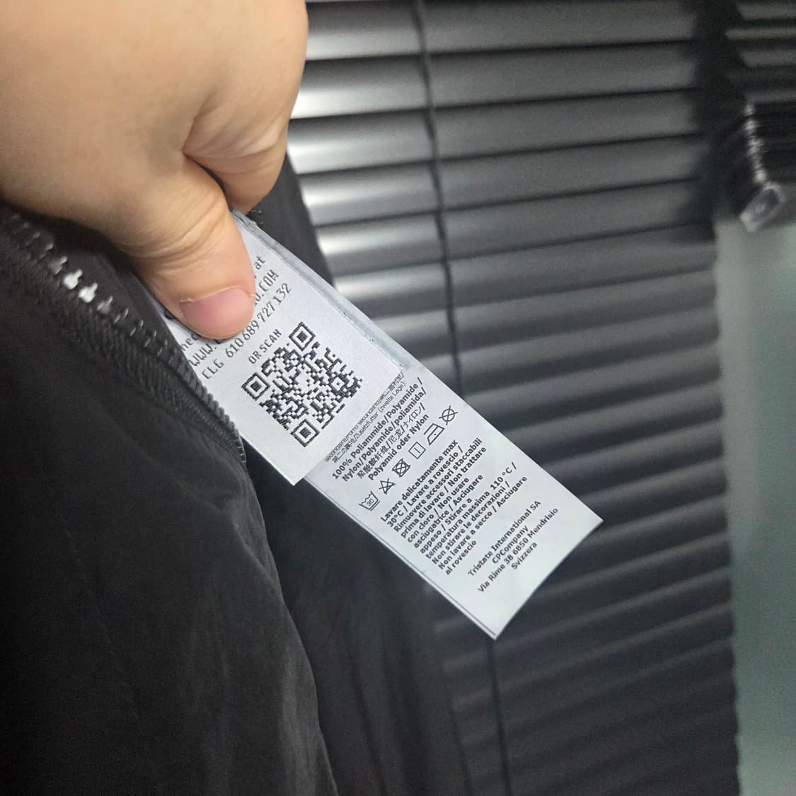 CP컴퍼니 크롬 윈드브레이커 L 상품이미지5