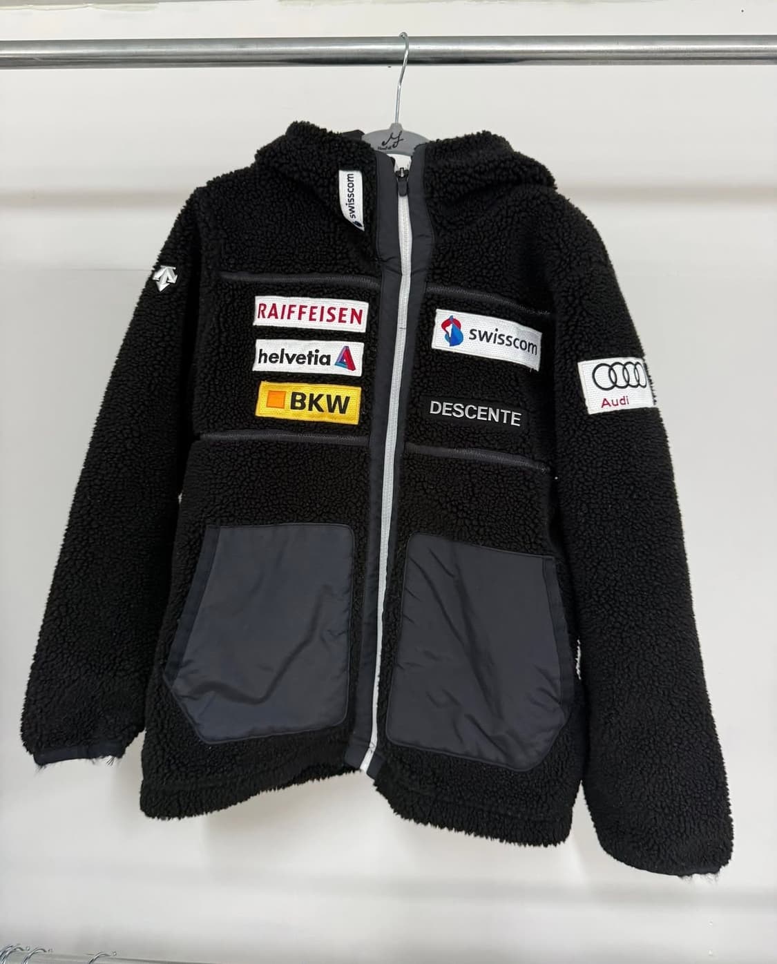 데상트 키즈 후리스 집업 상품이미지1