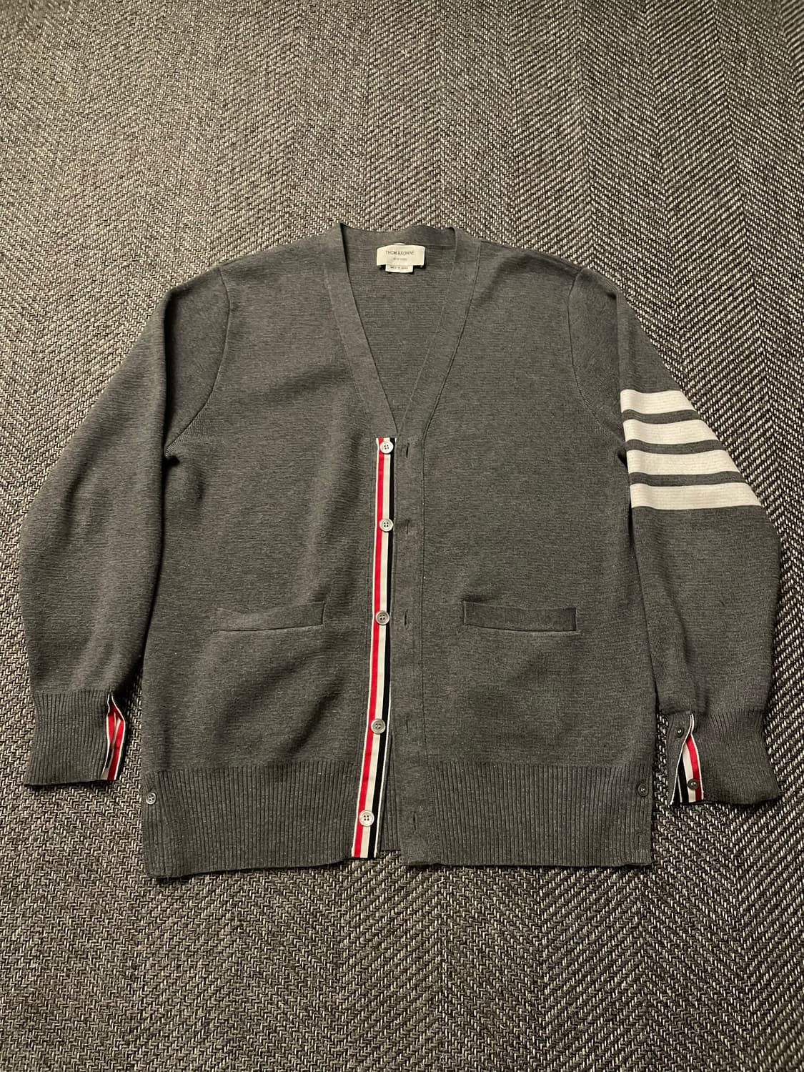 톰브라운 밀라노 스티치 상품이미지1