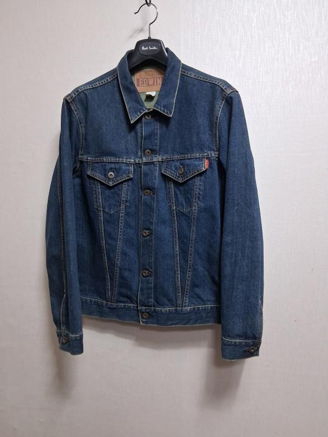 일본구제 EDWIN 에드윈 남성 빈티지청쟈켓 표기XL

원산지 일본산 에 상품이미지1