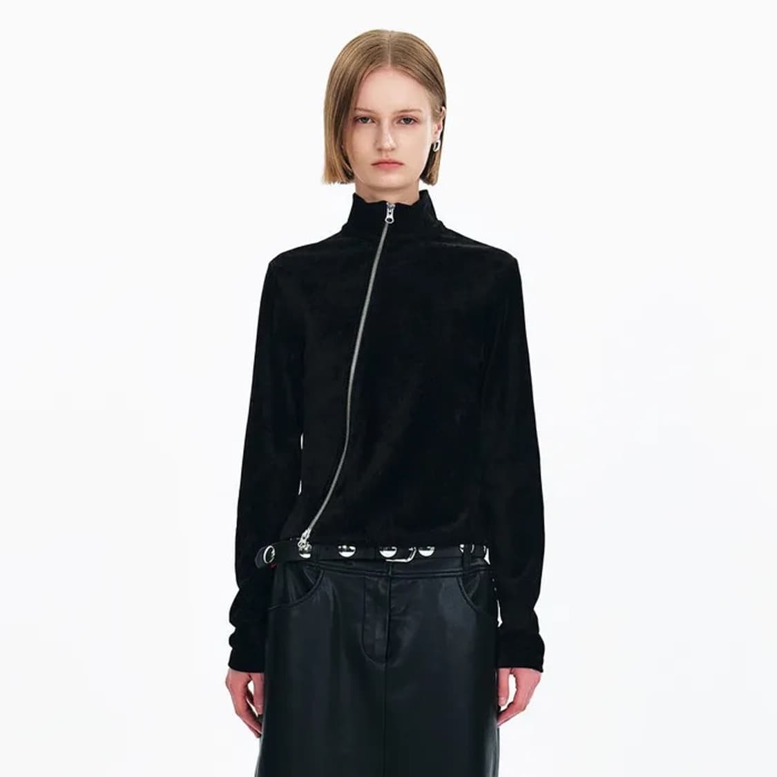 윤세 벨벳 오블리크 집업 블랙 velvet oblique zip-up 상품이미지1