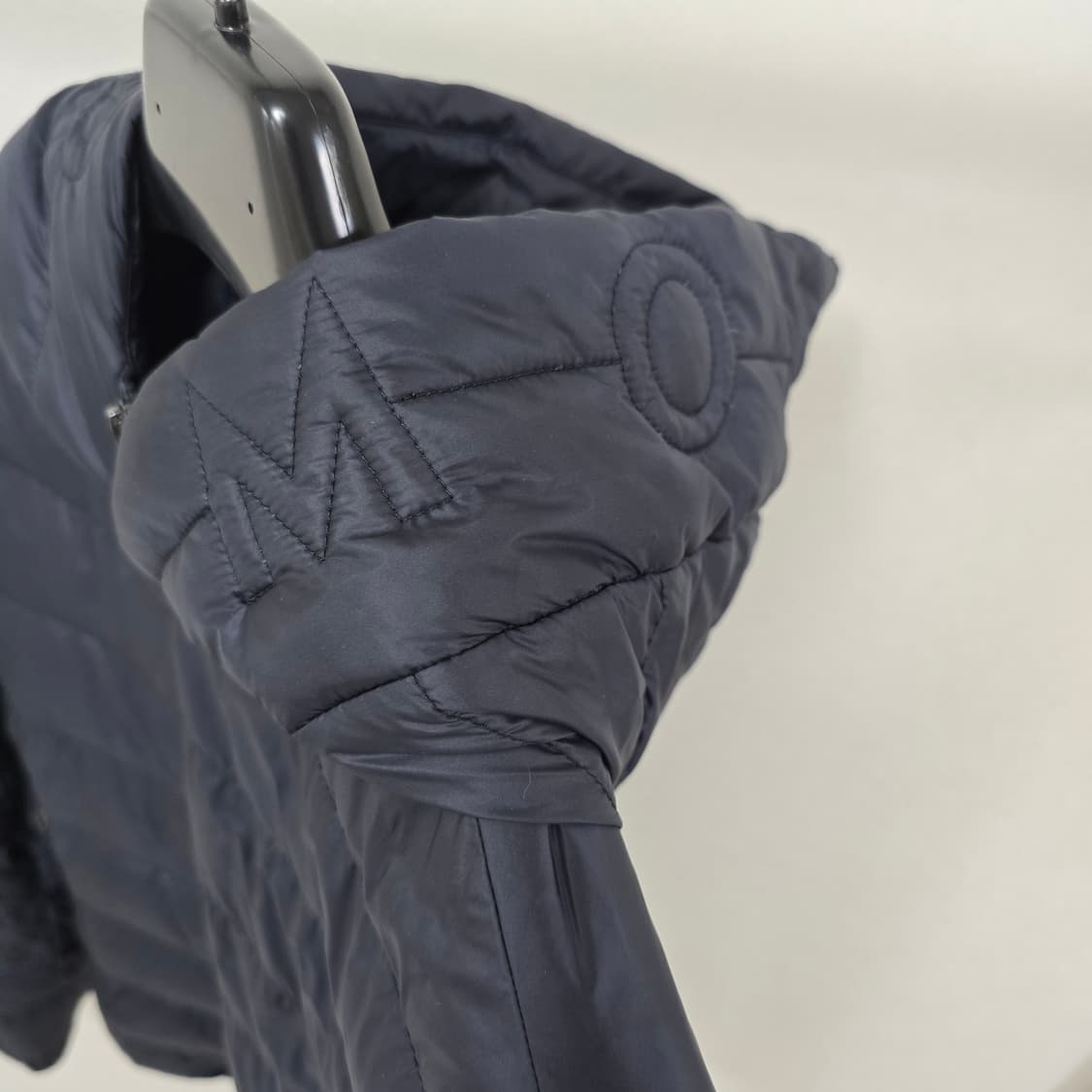 25fw 몽클레어 나잔 패딩 1사이즈 95 판매 상품이미지4
