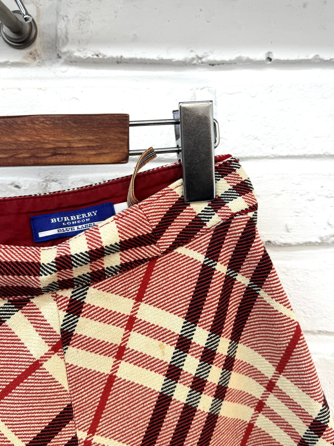 버버리 블루라벨 레드 체크 미디스커트 상품이미지4