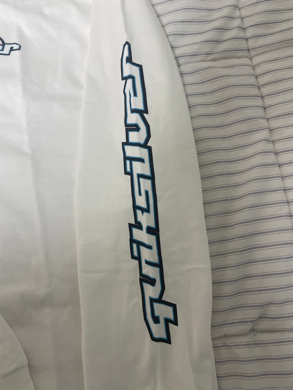 퀵실버 롱슬리브  상품이미지3