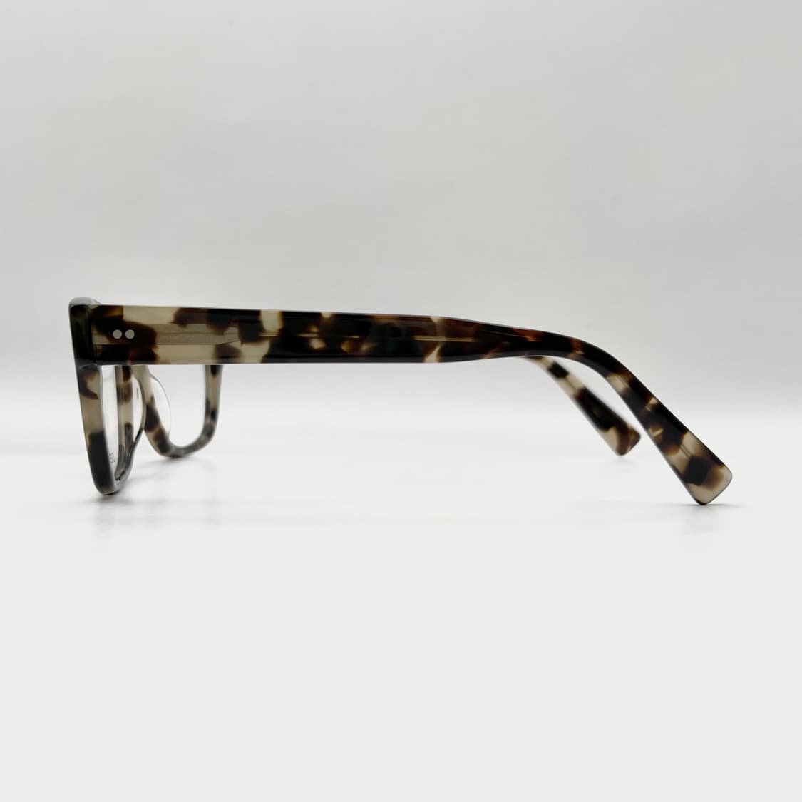 DELEC LAM 데렉 램 뿔테 안경 상품이미지4