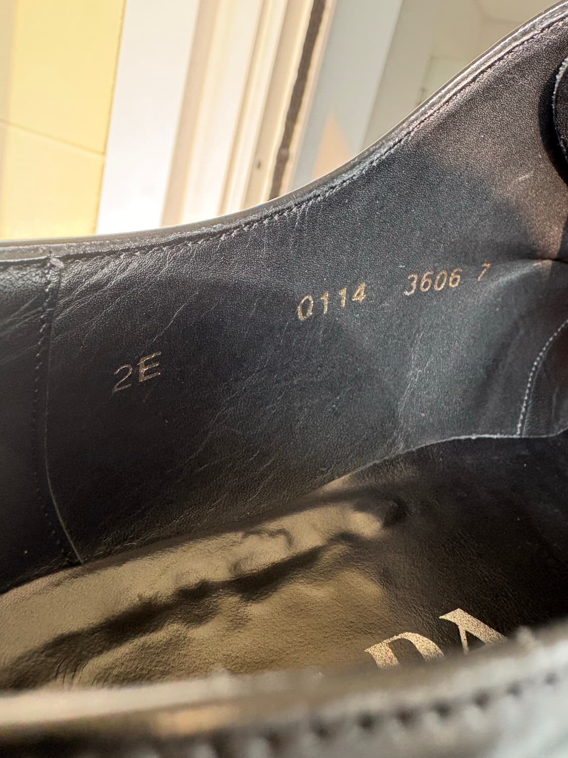 프라다 더비 스퀘어토 uk7 / 260 상품이미지8