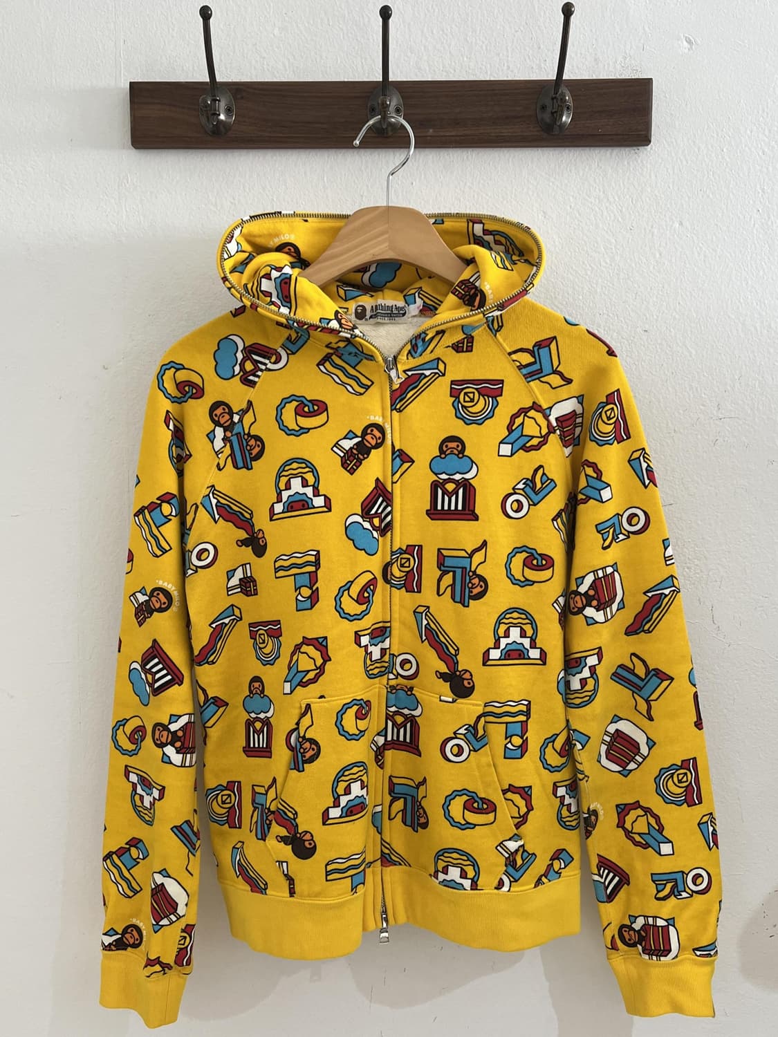 베이프 마일로 후드집업 상품이미지1