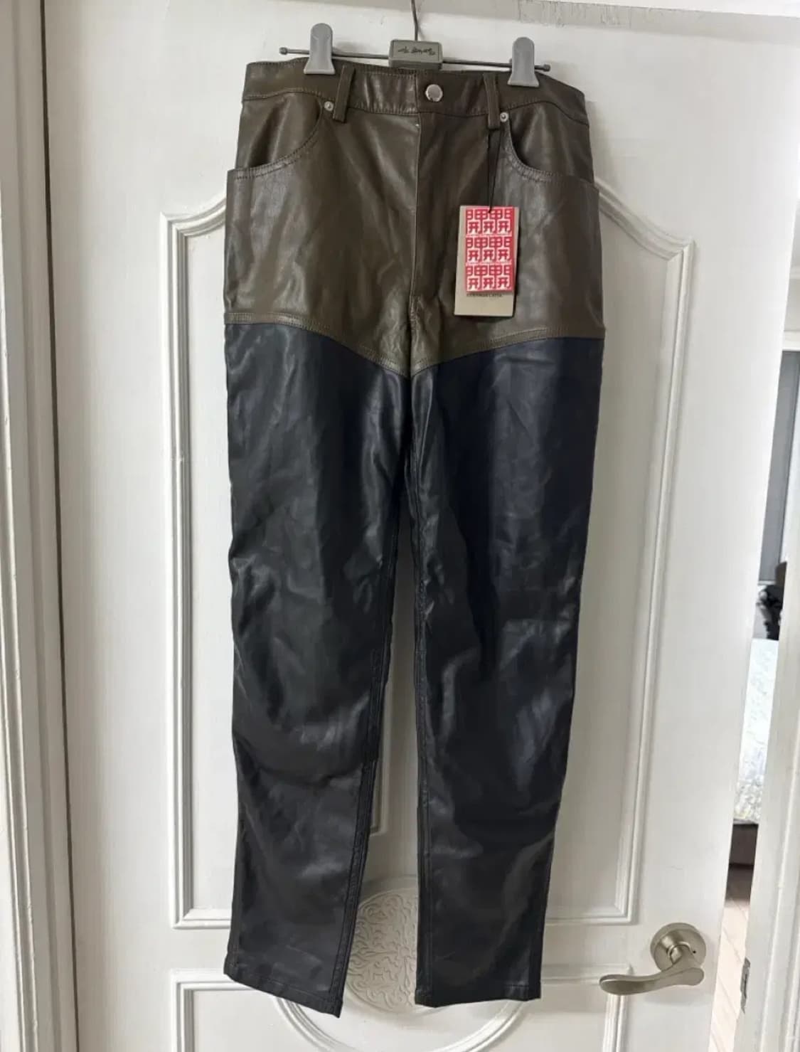 ECKHAUS LATTA 투컬러  에코레더 팬츠 상품이미지3