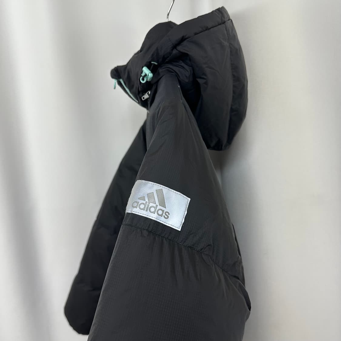 아디다스 여자 패딩  자켓 오리털 90 UEU 상품이미지4