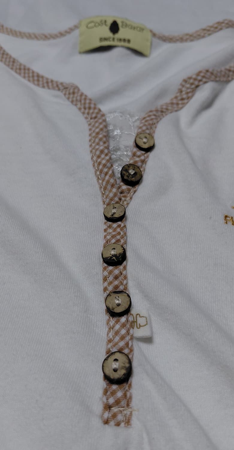 [S] 코스트 바자(Cost Bazar) 자수 포인트 헨리넥 티셔츠 상품이미지3