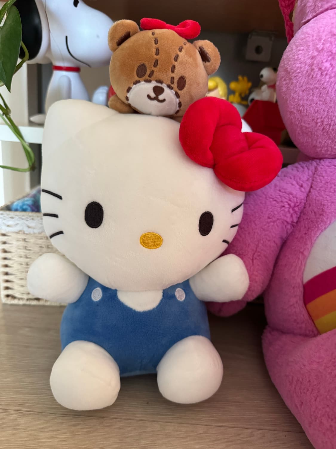 산리오 헬로키티 머리위 곰돌이 시팅 인형 중형 택있음 상품이미지2