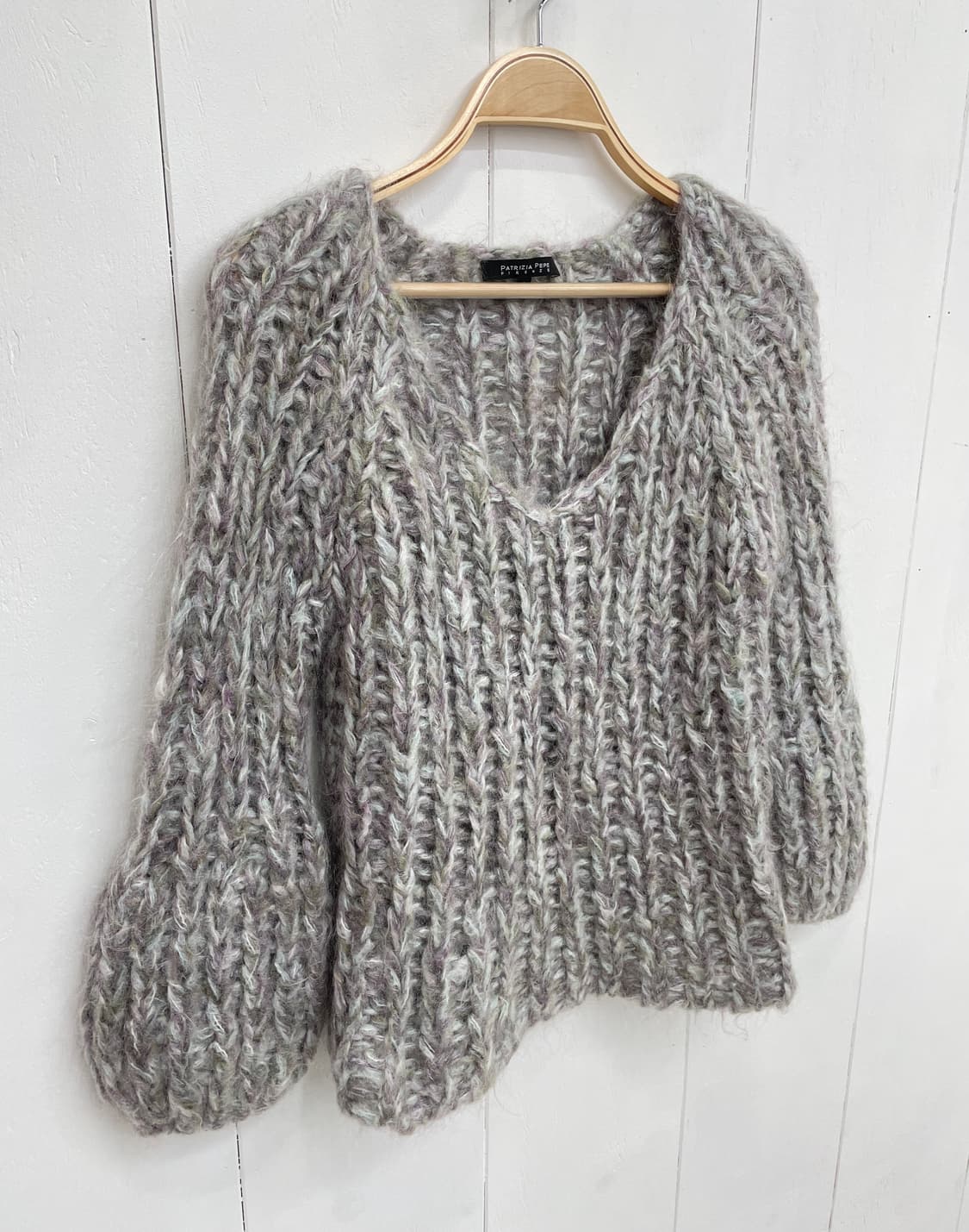 패트리지아 페페 믹스컬러 브이넥 청키 니트 상품이미지4