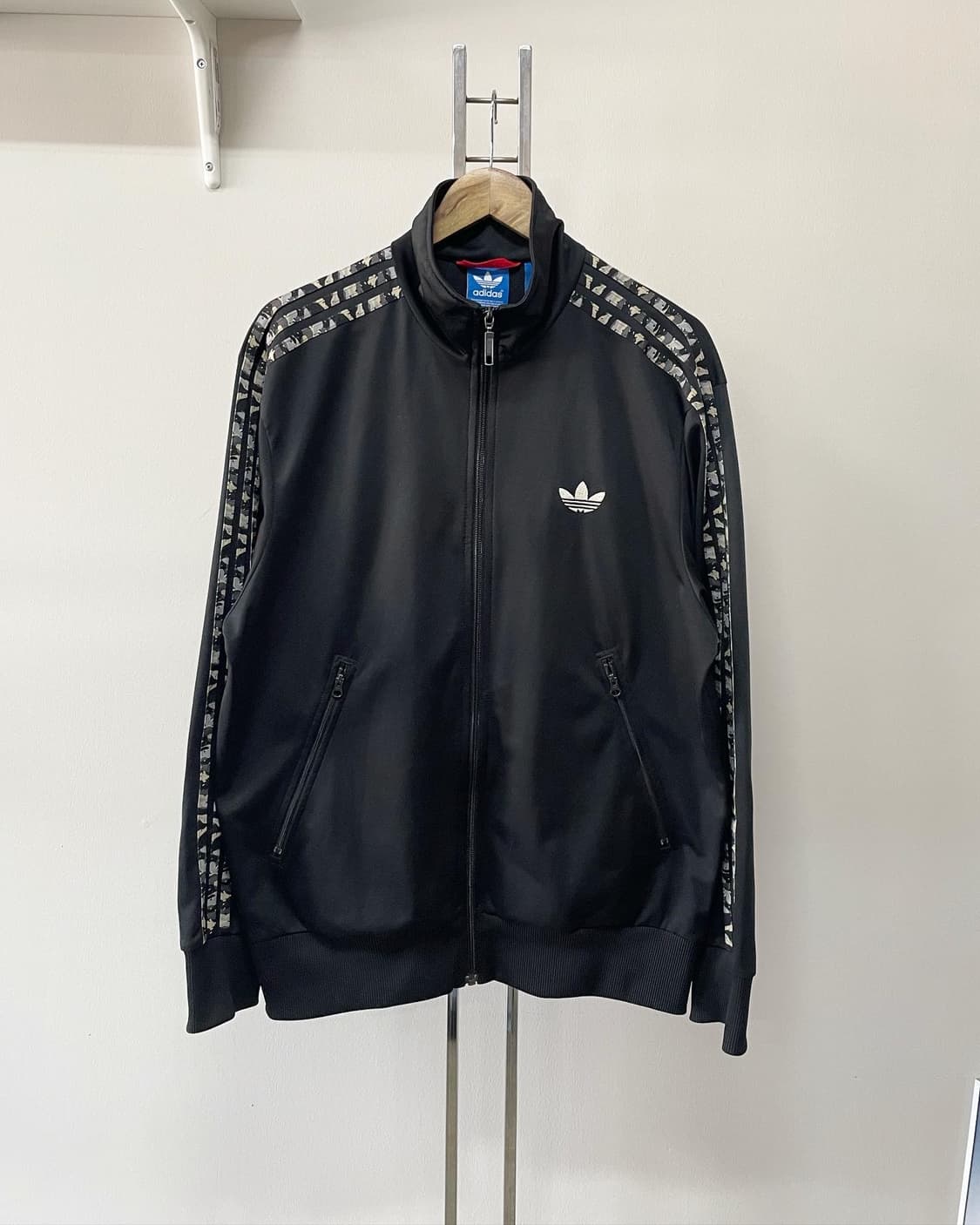 아디다스 카모플라쥬 파이어버드 트랙탑 (105) 상품이미지1