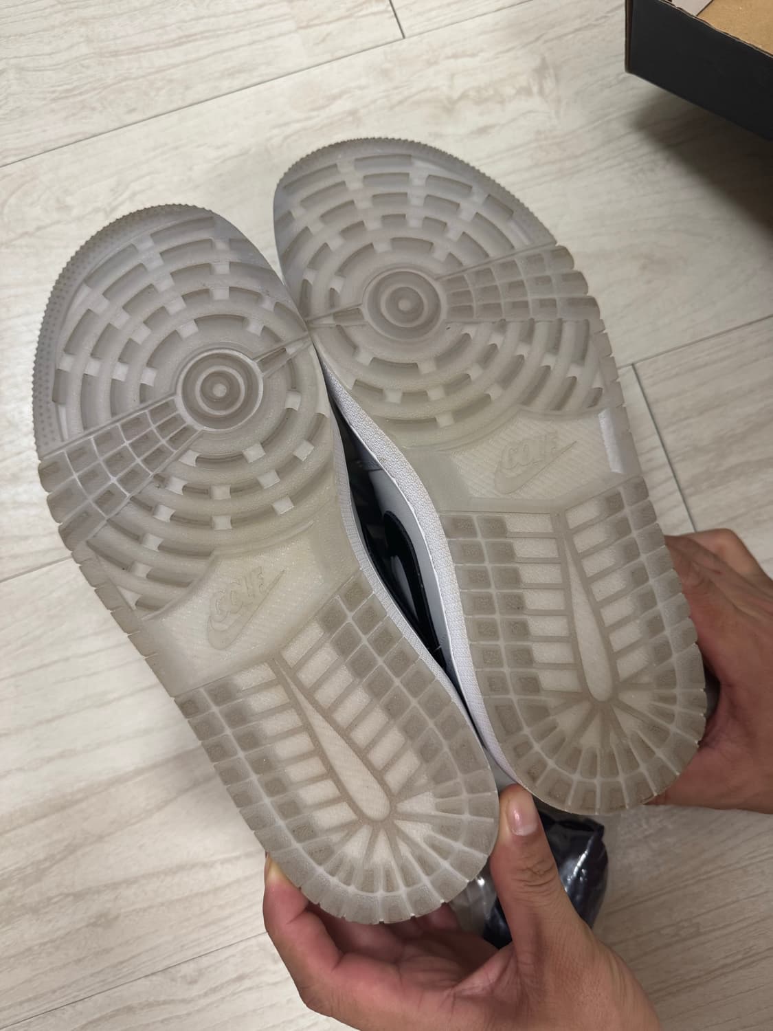 에어조던 골프화 울프그레이 상품이미지3