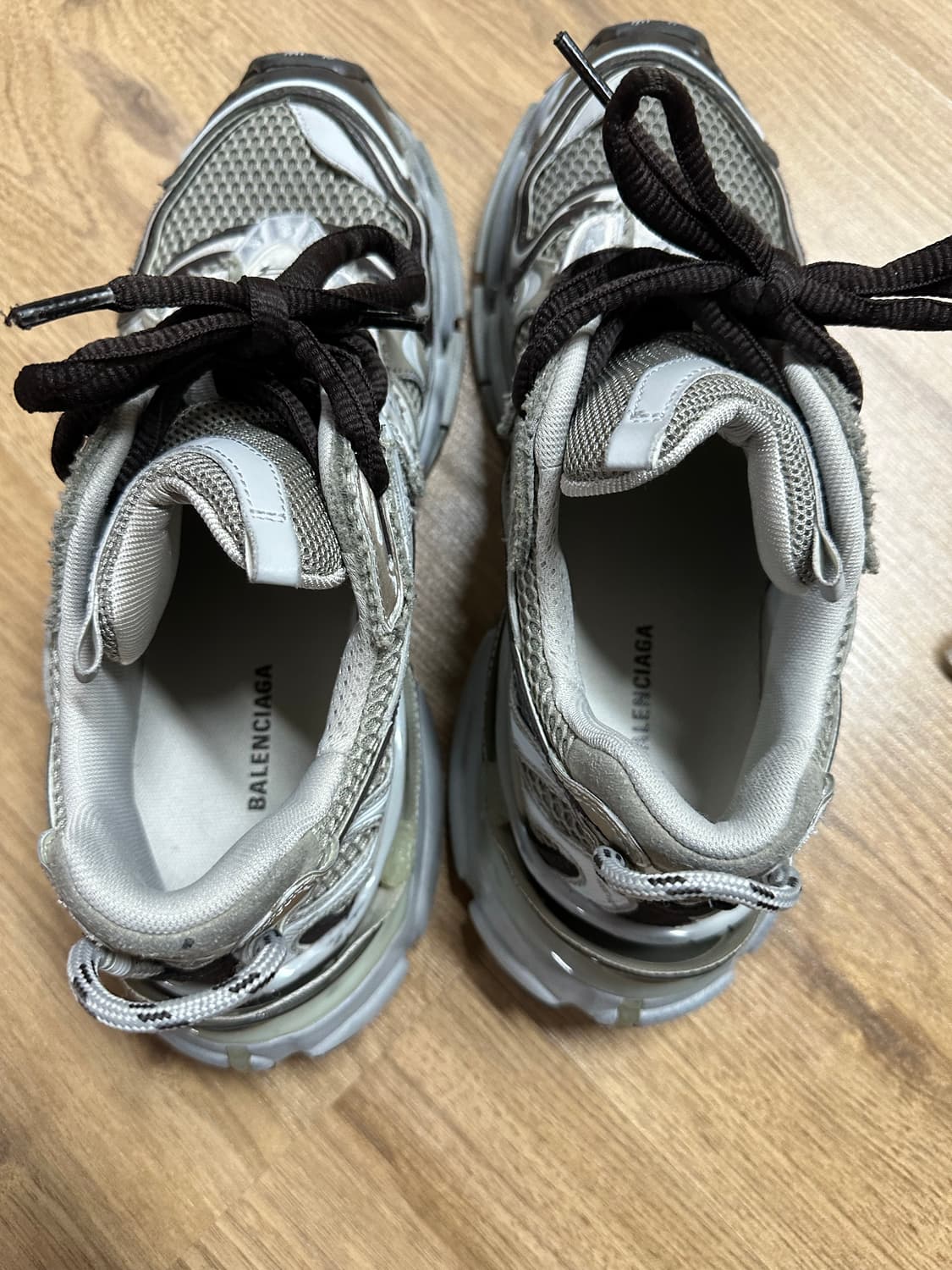 발렌시아가 러너 2.0 베이지 43 상품이미지4