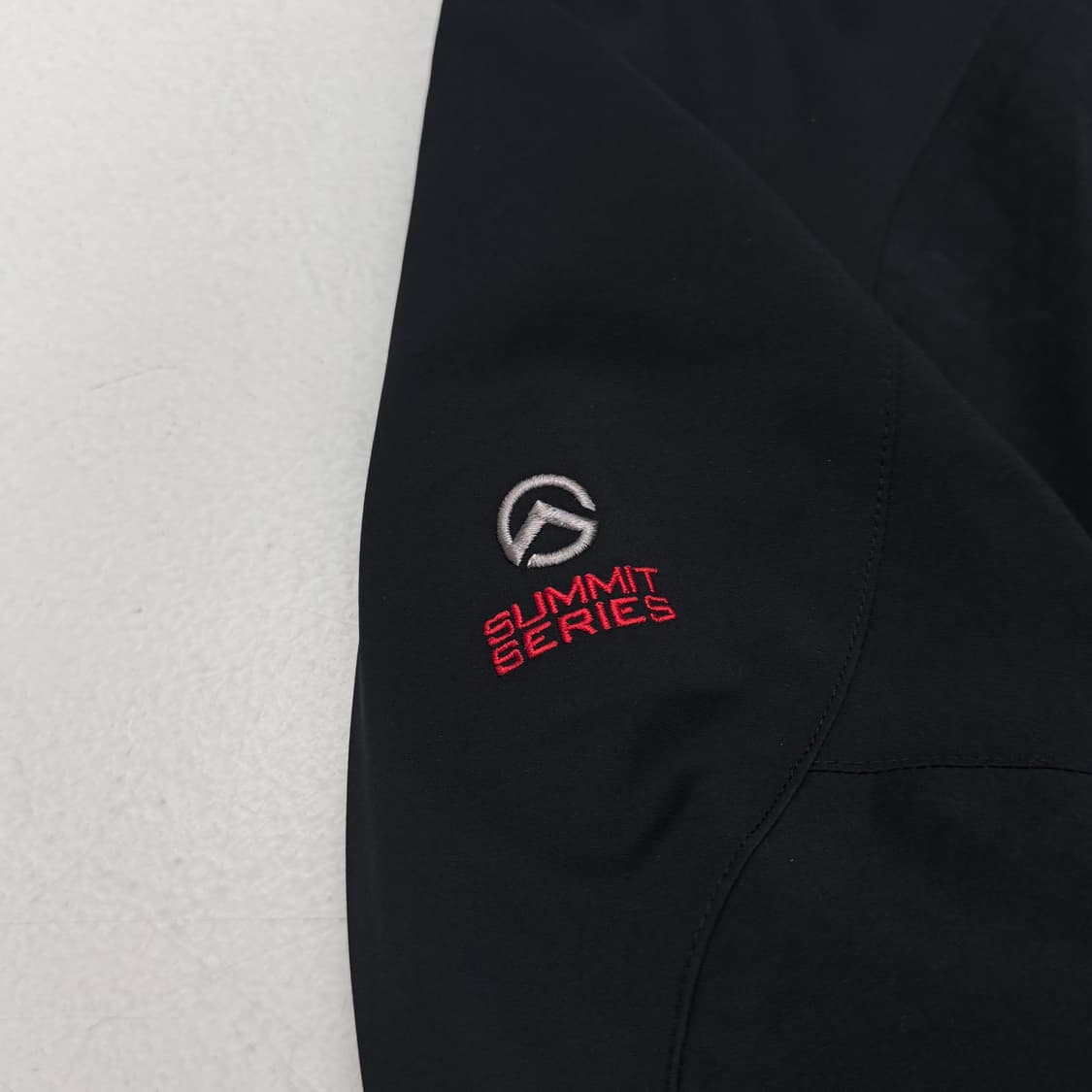 노스페이스 써밋시리즈 고어텍스 소프트쉘 고프코어 마운틴 바람막이 자켓 상품이미지4