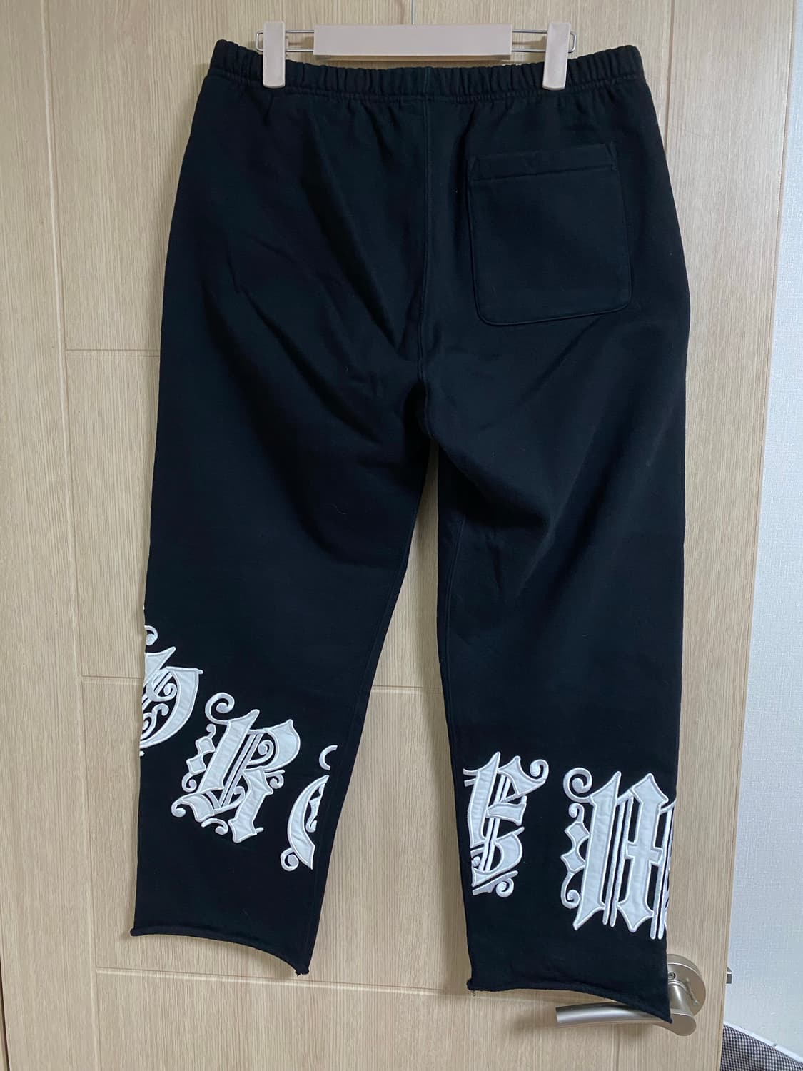 슈프림 올드 잉글리쉬 랩 스웻팬츠 S 상품이미지4