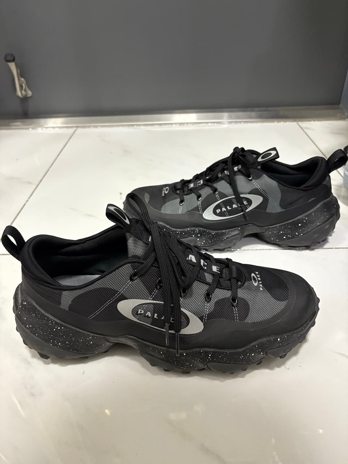 오클리 팔라스 엣지 플렉스 블랙 295 상품이미지1