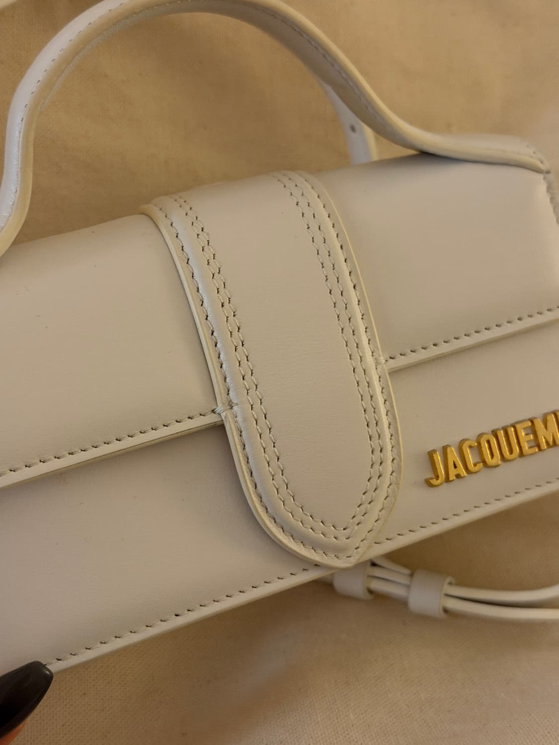 자크뮈스 르 밤비노 미니백 화이트 판매 상품이미지2