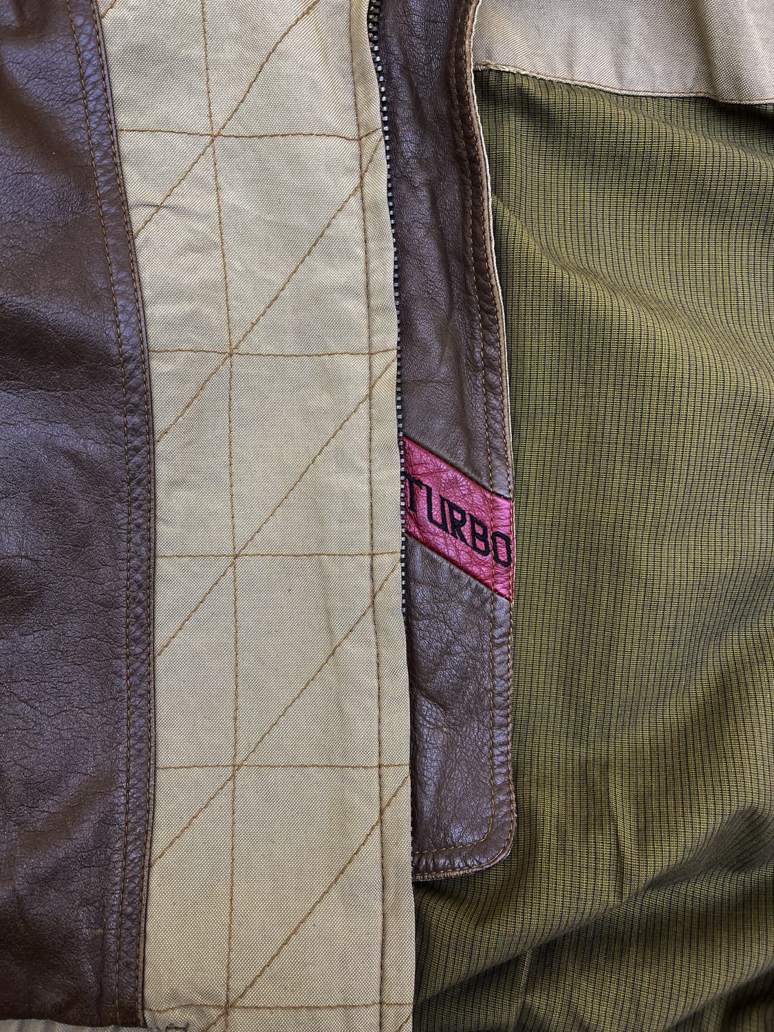 Turbo 90s 레더 퀄티드 헌팅 자켓 상품이미지8