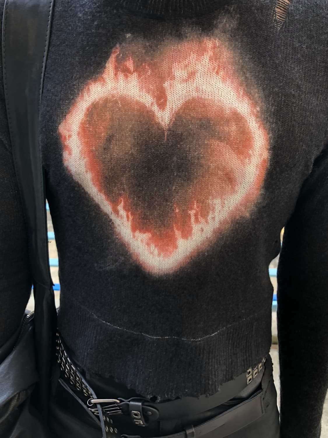 R13 플레이밍 하트 캐시미어 스웨터 상품이미지1