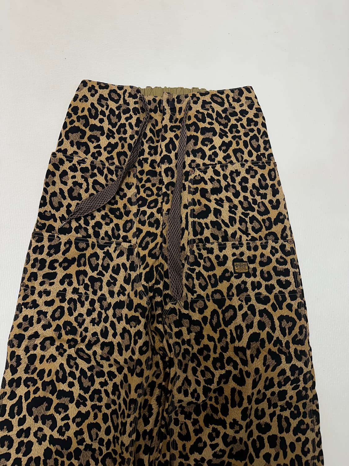 캐피탈 코튼 헤링본 레오파드 프린트 더블니 이지 배기 팬츠 브라운 상품이미지2