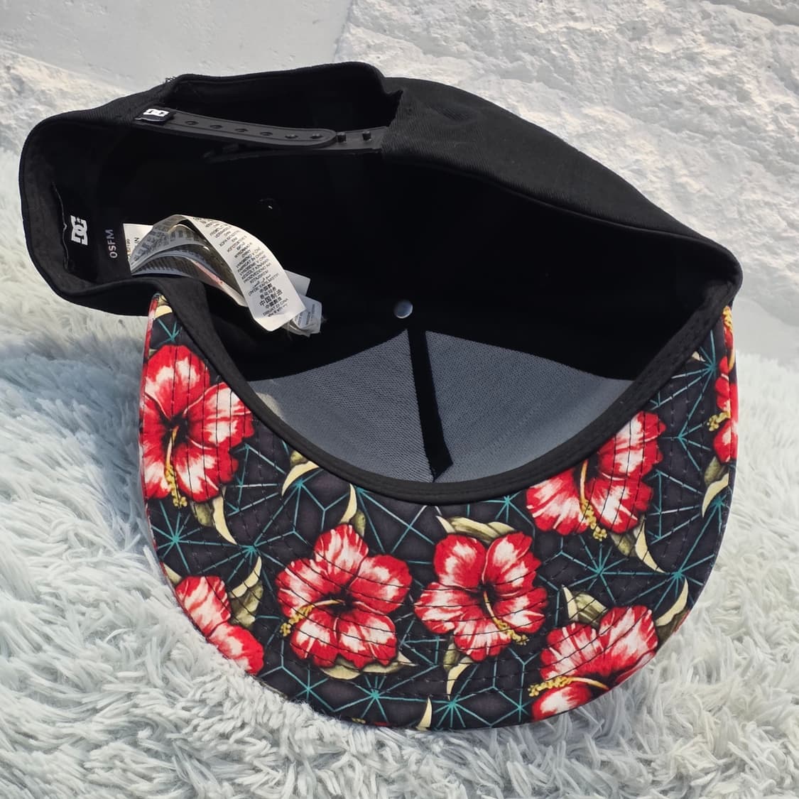 L7-4:DC SHOES 하와이안 플라워 브림 블랙 스냅백(56-59cm 상품이미지6