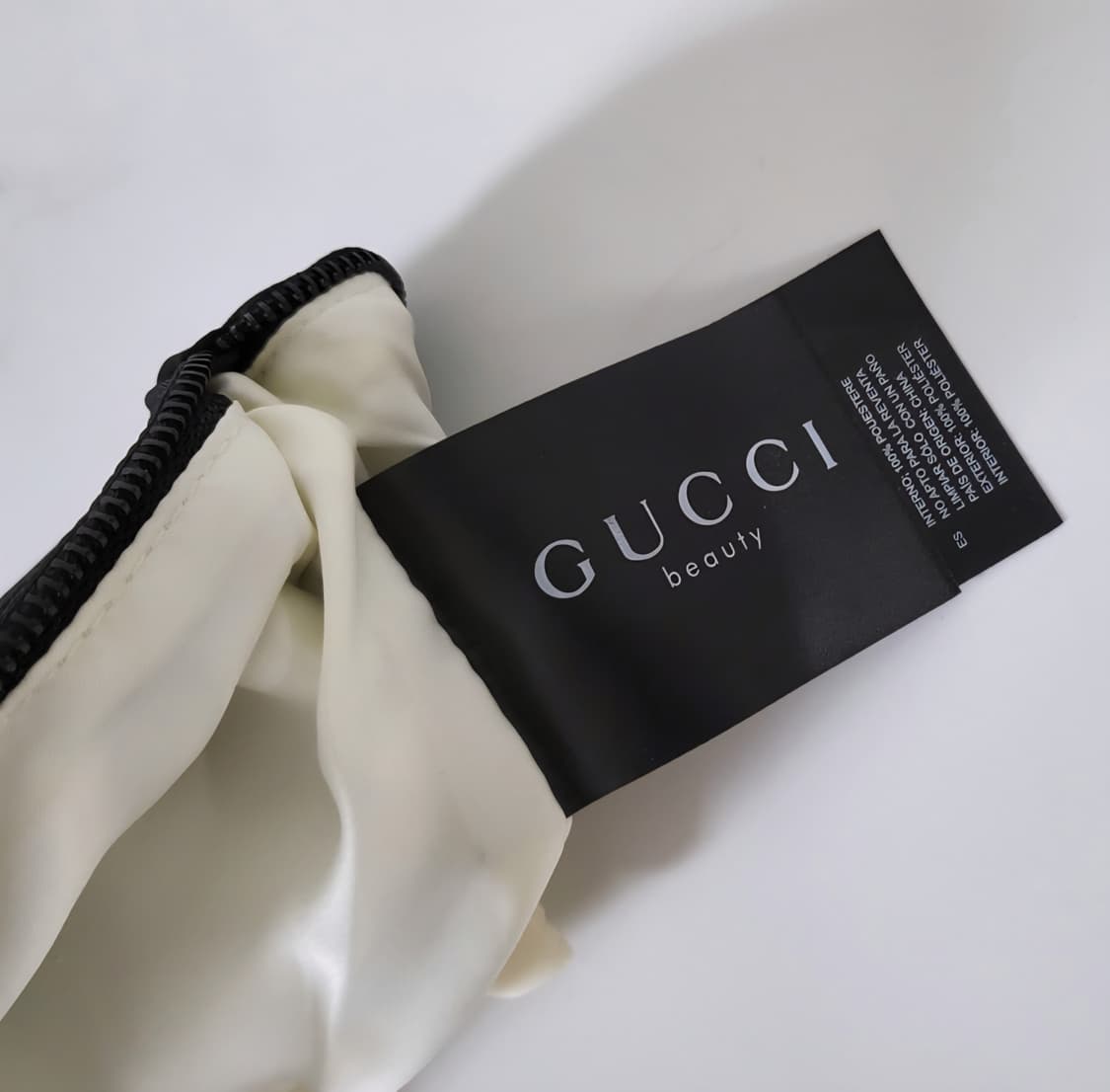 구찌 뷰티 정품 파우치 상품이미지2