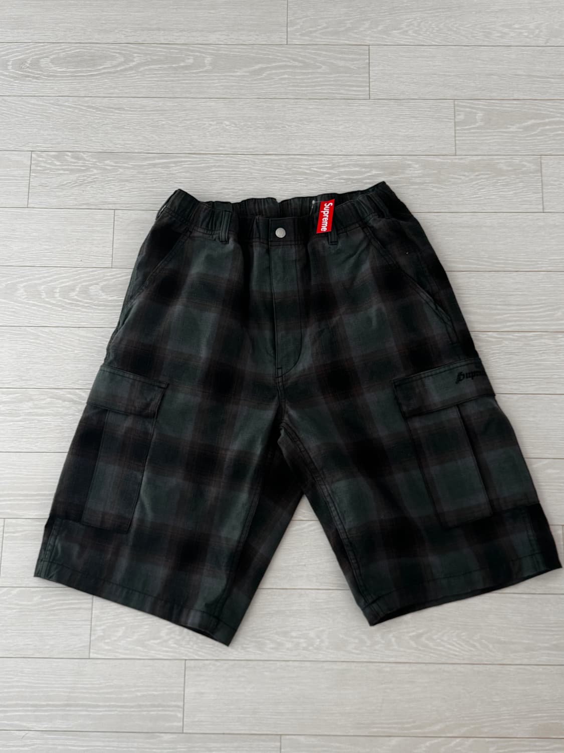 슈프림 쉐도우 플레이드 카고 쇼츠 25ss 상품이미지2