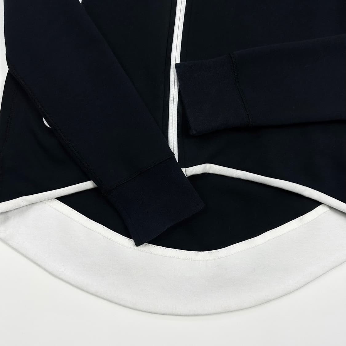 나이키 퓨추라 테크팩 블랙 후드집업 (S 여성추천) 상품이미지4