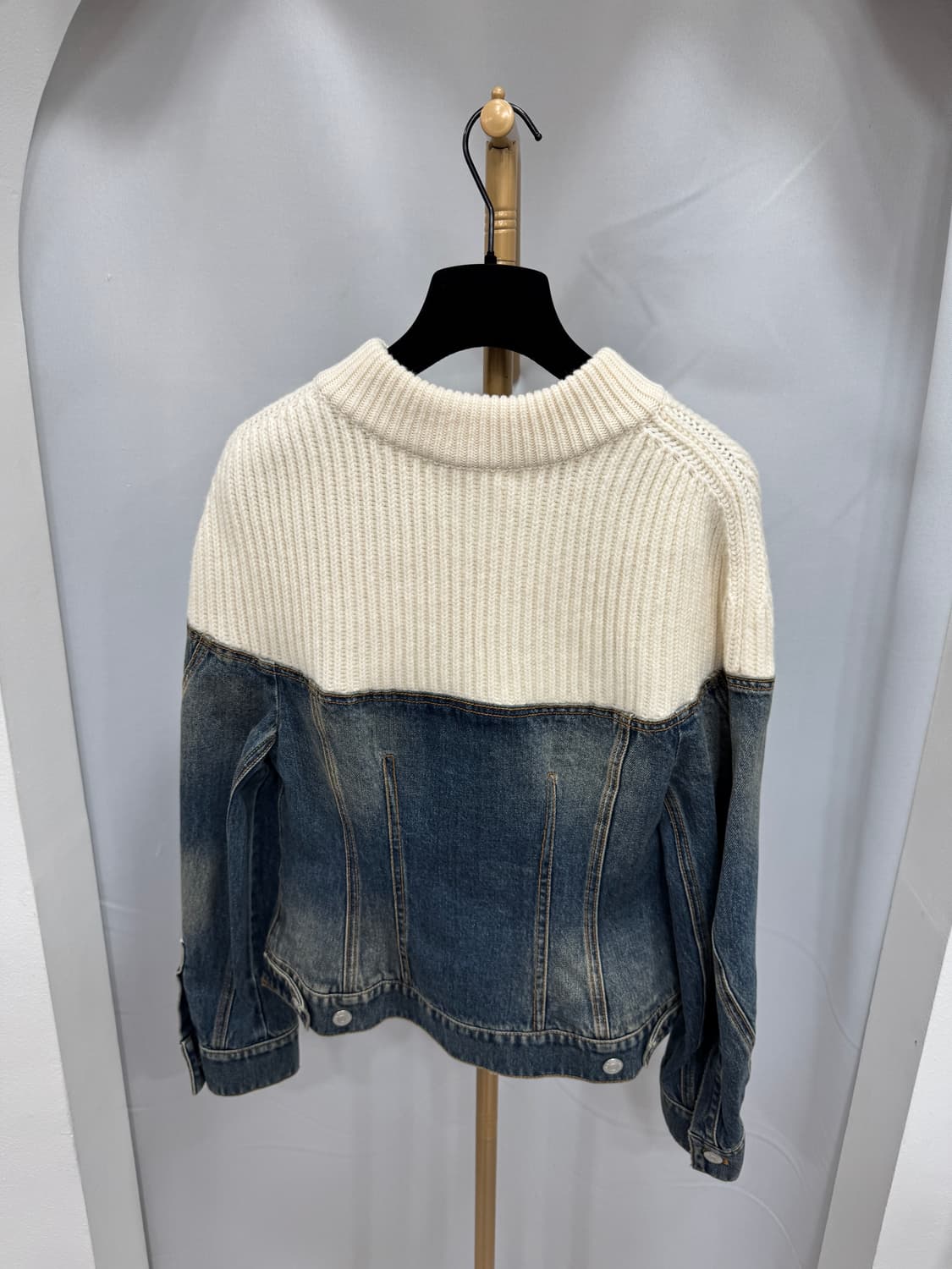 백화점판 새상품급 알렉산더 맥퀸 데님 자켓40사이즈  상품이미지2