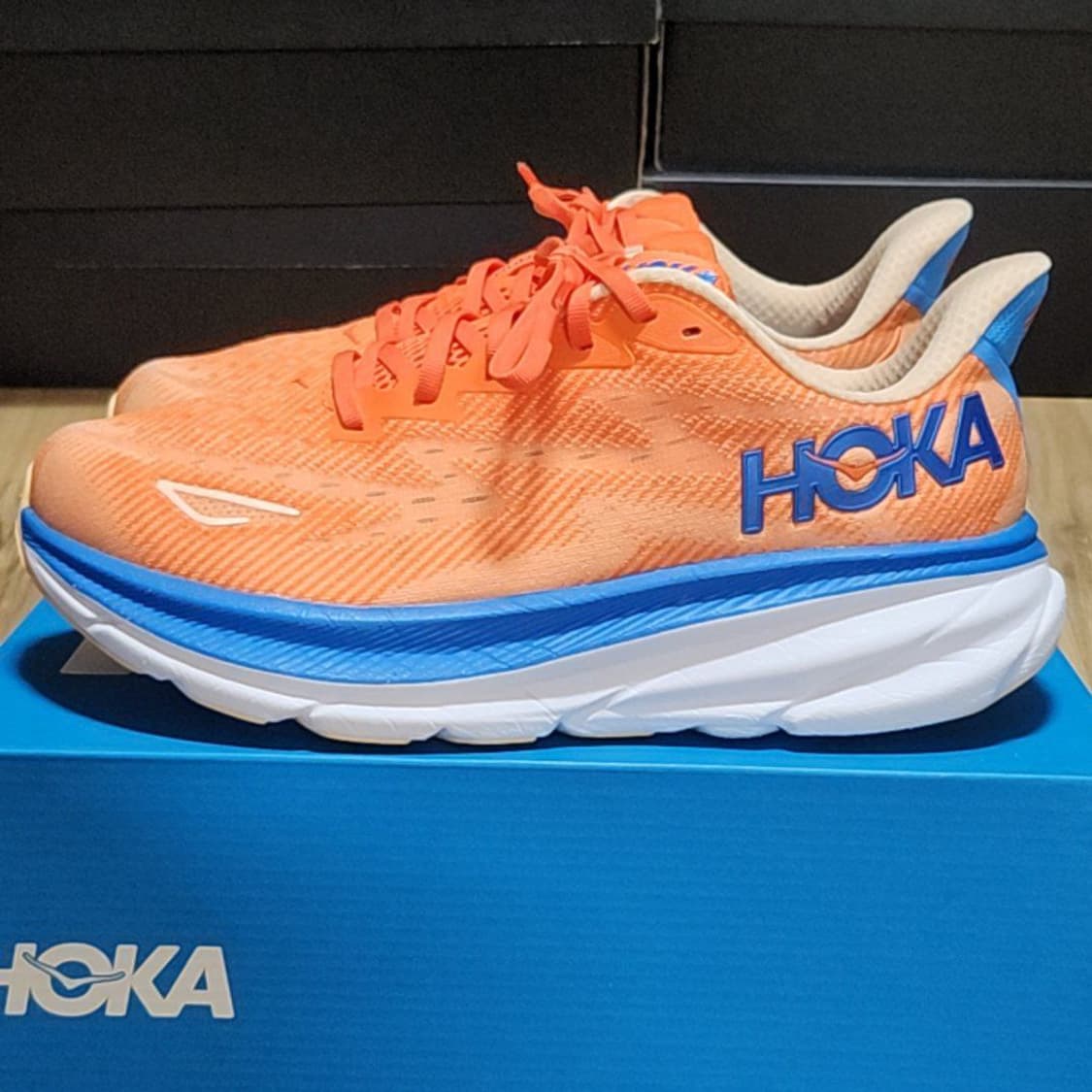 호카 275 클리프톤9 바이브란트 와이드 상품이미지1