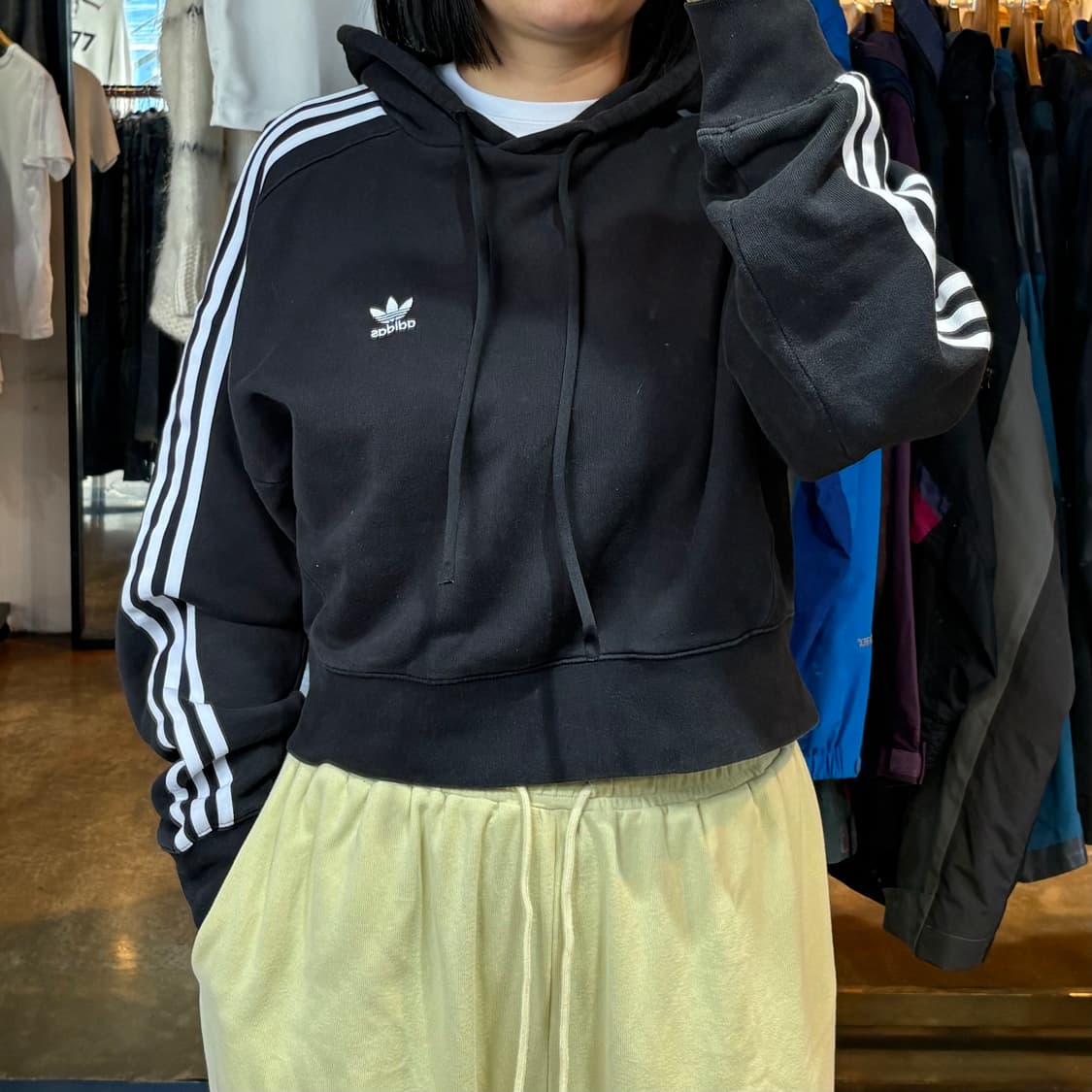 아디다스 사이드라인 블랙 후드 상품이미지1
