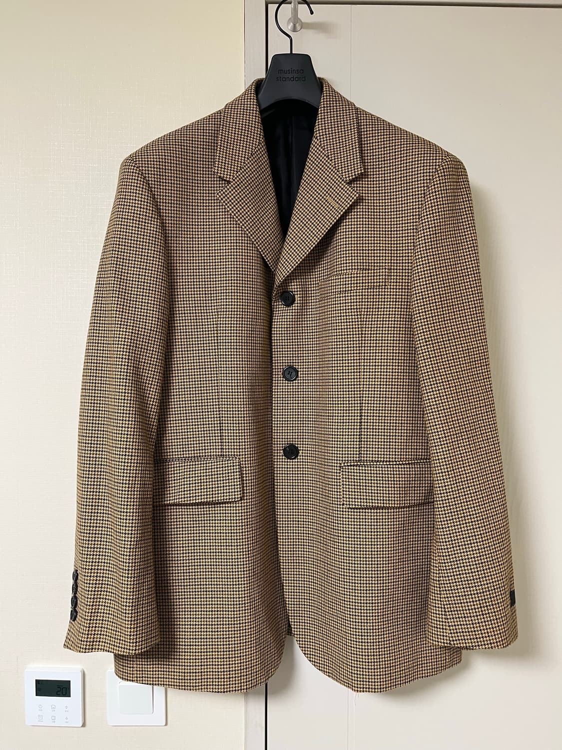 Mngu 3버튼 체크 블레이저 짱구원장 자켓 상품이미지1