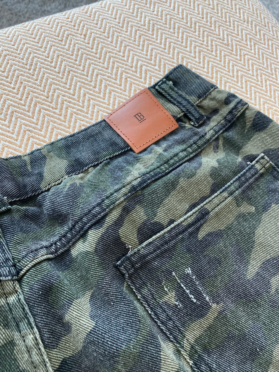 디미트리블랙 카모 버뮤다 데님 팬츠 카펜터 국방 슈프림 상품이미지4