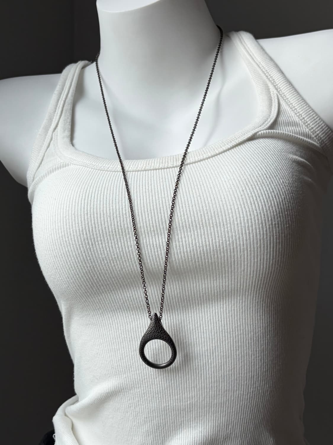 Vintage Black Loop necklace 상품이미지1