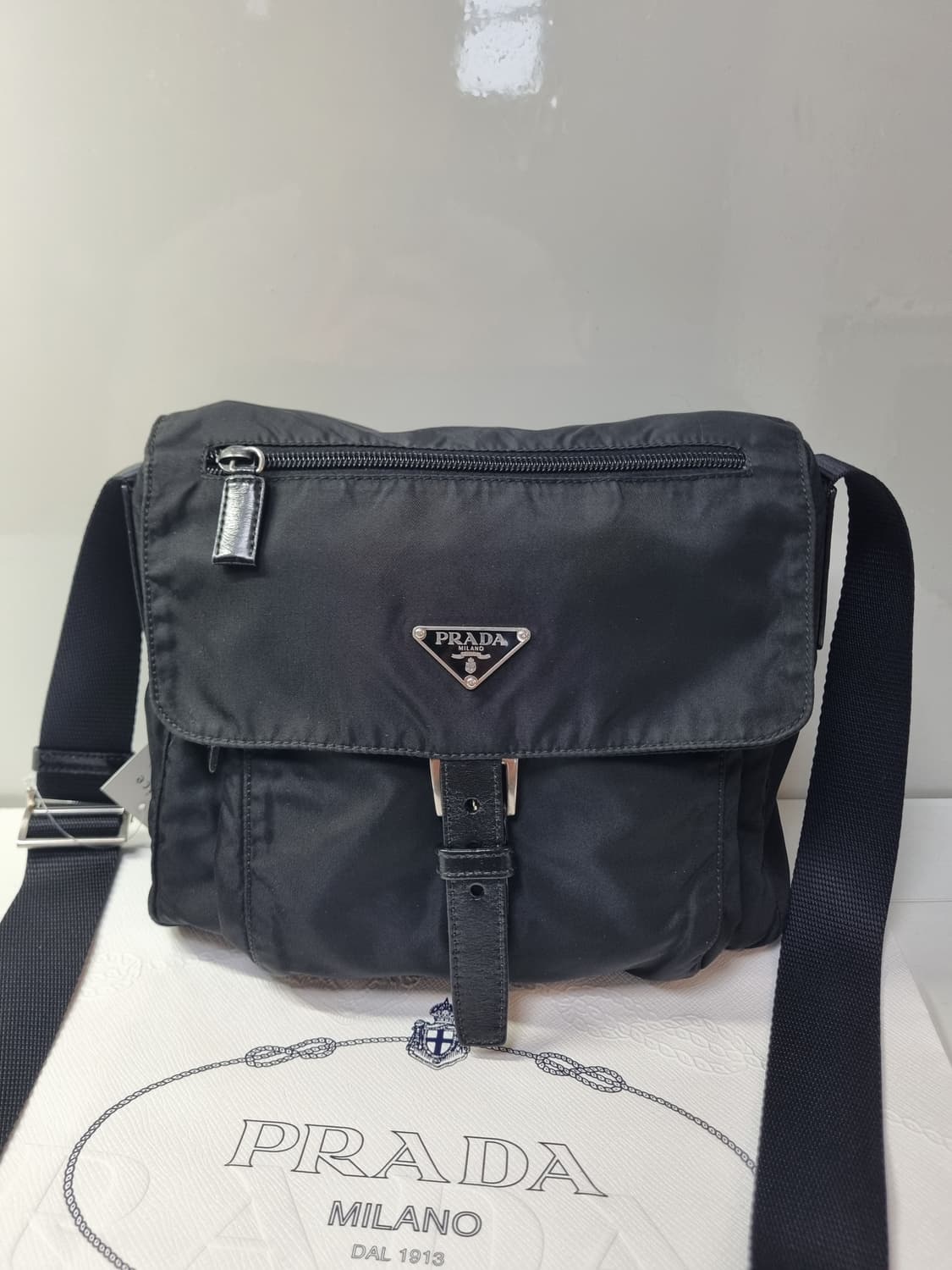 프라다 메신저백 상품이미지3