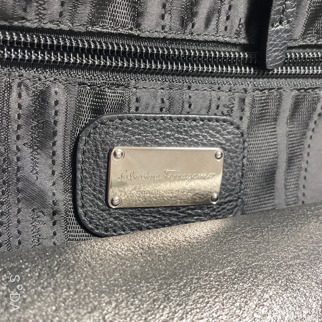 페라가모 블랙 쇼퍼백 토트백 상품이미지8