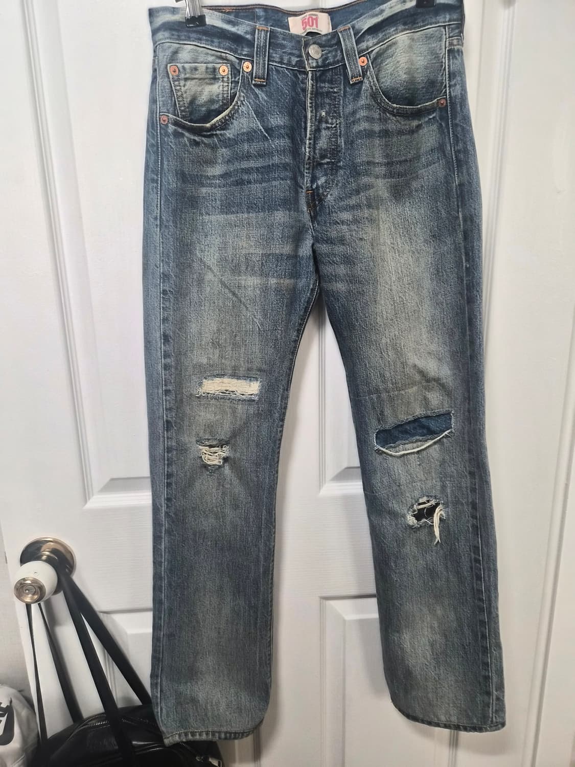 리바이스 501 데미지 워싱 청바지 상품이미지1