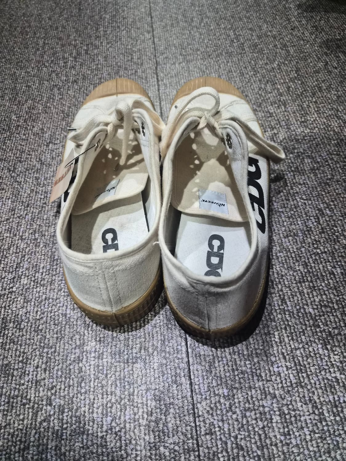꼼데가르송 노베스타 스니커즈 상품이미지5