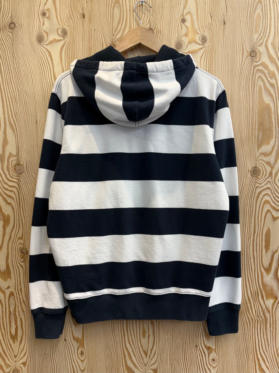 폴로 랄프로렌 스트라이프 후드 럭비티 상품이미지2