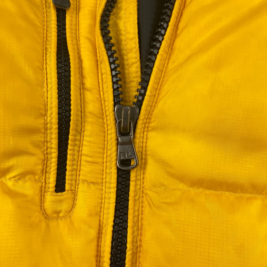 폴로 사이드라인 옐로우 배색 푸퍼 다운 숏 패딩 (105) 상품이미지5