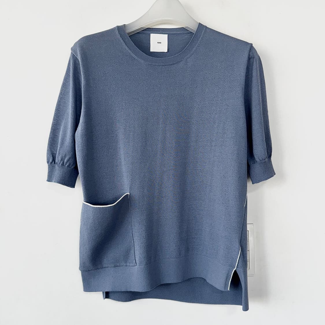 구호 KUHO 빅 포켓 니트 풀오버 상품이미지1