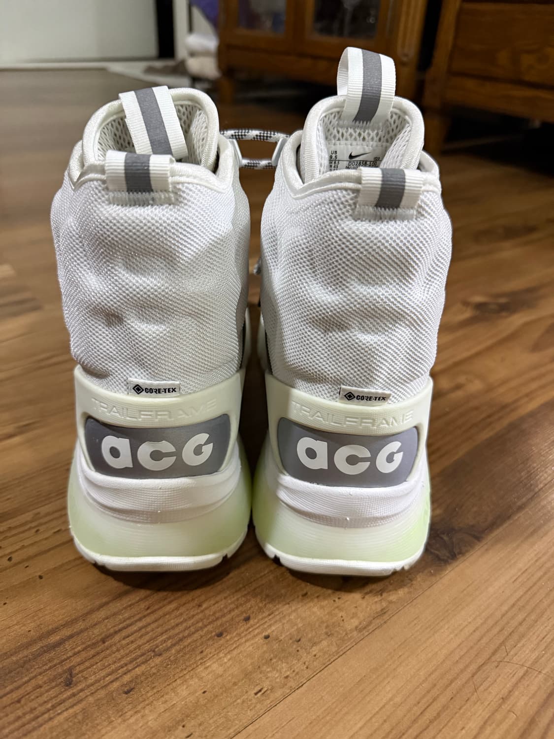 나이키 acg 가이아돔 화이트 275 상품이미지4