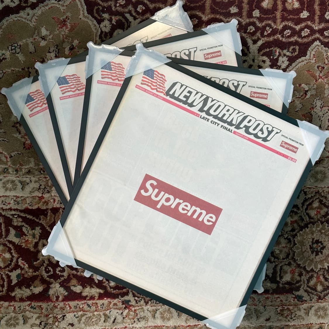 슈프림 포스터 Supreme Newyork post 정품 (액자포함) 상품이미지3