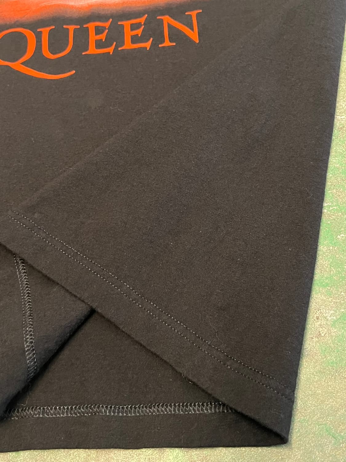 [M] 퀸 QUEEN 밴드 티셔츠 공연 그래픽 반팔 블랙 상품이미지5